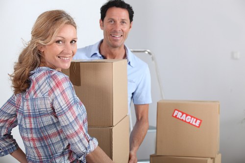 Efficient commercial moving services in Woodgreen