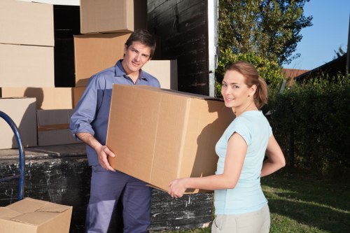 Local moving team planning access and parking for a Wood Green property